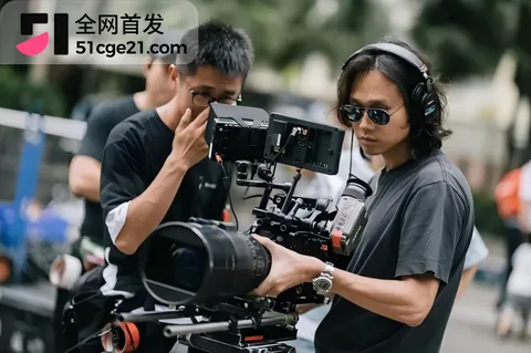 知名导演 史岳客串群演袭胸女演员3 知名导演 史岳客串群演袭胸女演员3