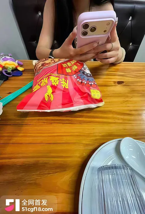 知名女主播杨幼幼单身人设翻车 5 拷贝 知名女主播杨幼幼单身人设翻车 5 拷贝