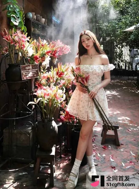 华裔网红 VickyLim 情侣自拍 1 华裔网红 VickyLim 情侣自拍 1