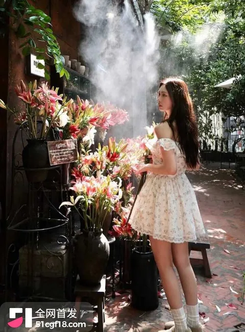 华裔网红 VickyLim 情侣自拍 3 华裔网红 VickyLim 情侣自拍 3