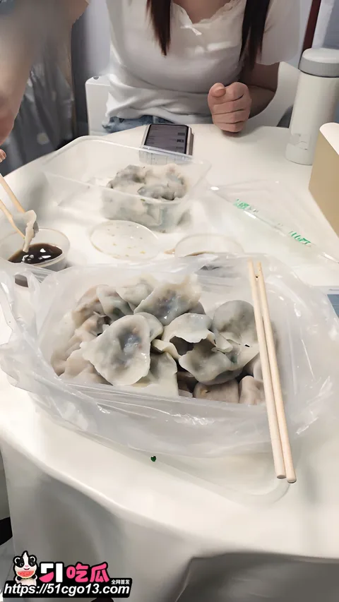 海角大神单亲父亲和女儿 1 海角大神单亲父亲和女儿 1