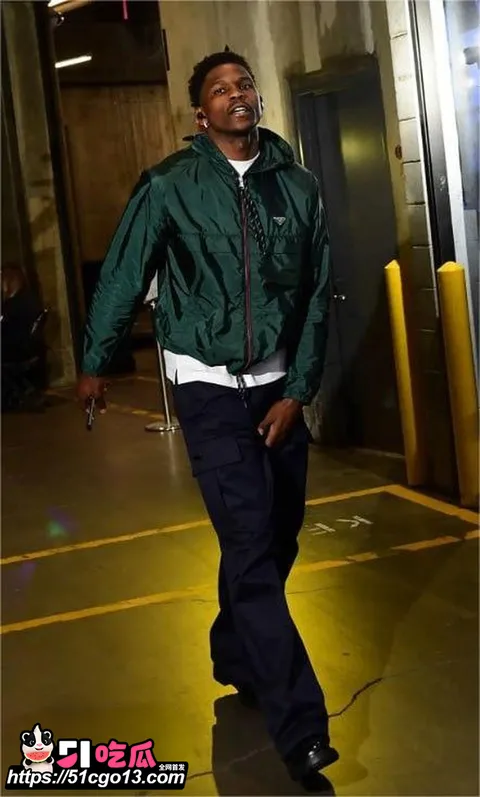 NBA球星 安东尼·爱德华兹 脚踏多只船 14 NBA球星 安东尼·爱德华兹 脚踏多只船 14