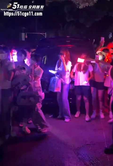 时代峰峻重庆长江国际五代练习生饭圈冲突6拷贝 时代峰峻重庆长江国际五代练习生饭圈冲突6拷贝